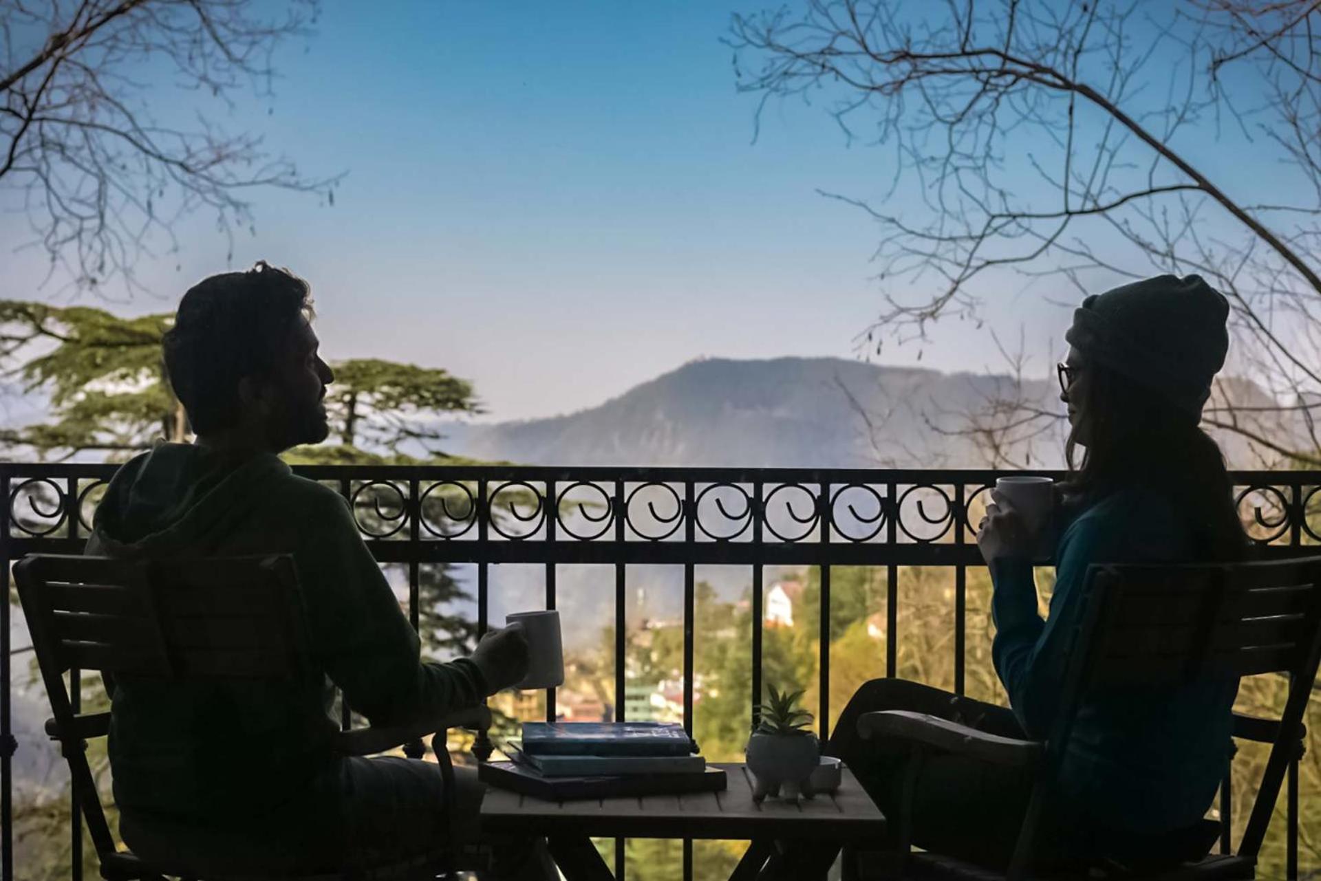 Stayvista At Pine Estate With Outdoor Jacuzzi Shimla Exterior foto