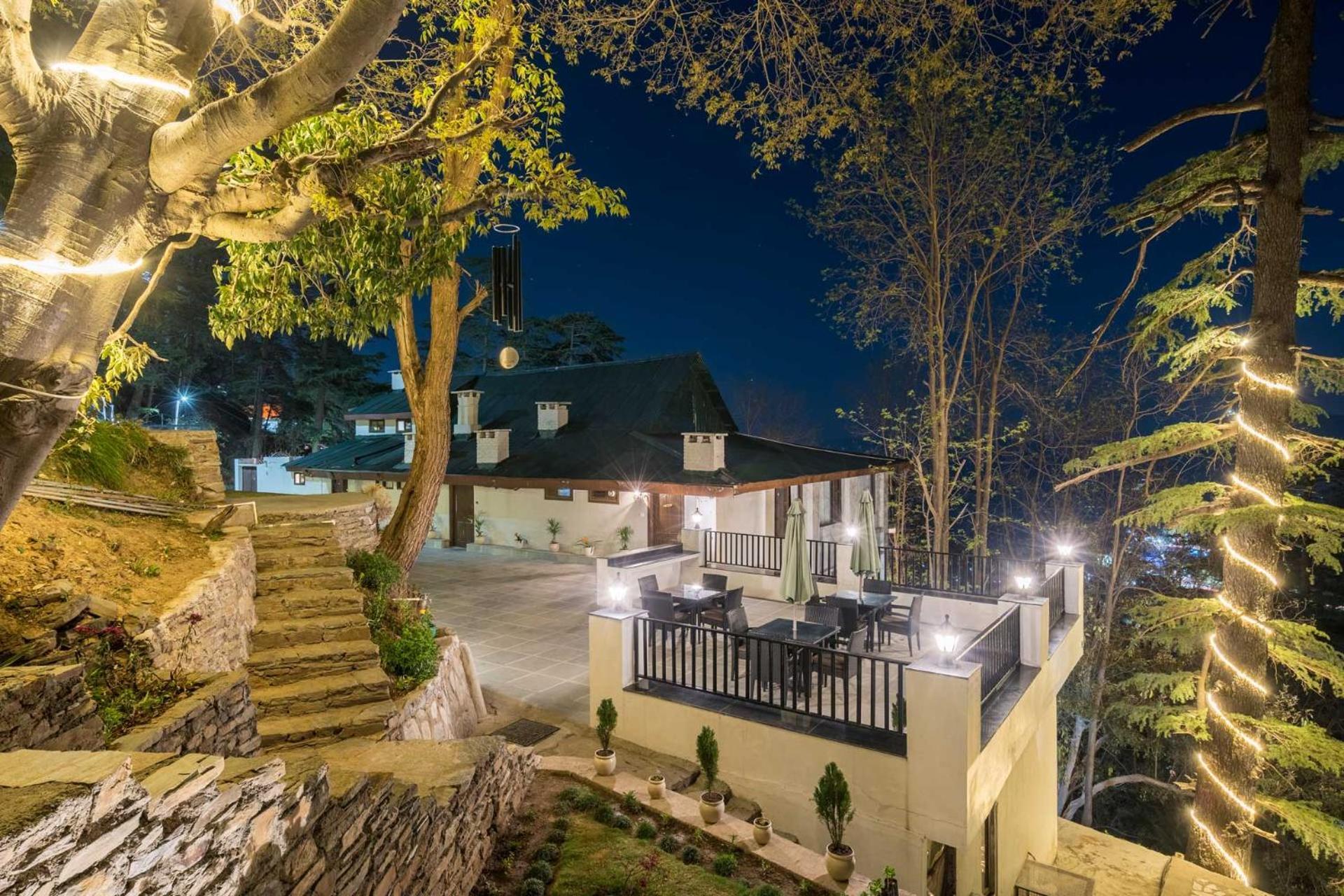 Stayvista At Pine Estate With Outdoor Jacuzzi Shimla Exterior foto